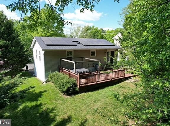 2nd image of 307 Council Oak Dr