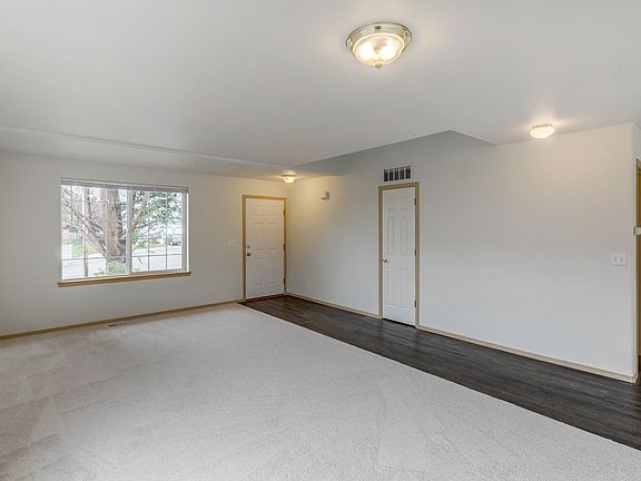 3rd image of 1712 199th Street Ct E