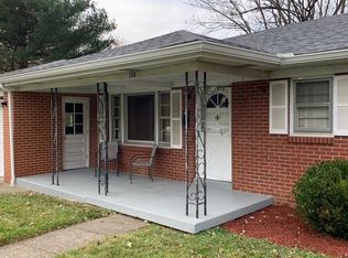 136 Lincoln Dr, Frankfort, KY 40601