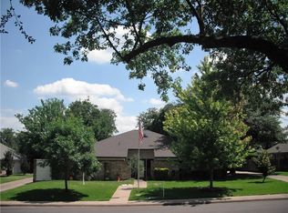 610 Villa Creek Dr, Duncanville, TX 75137