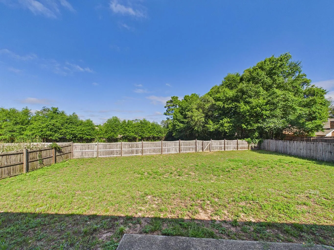 4 bed, 1945 sqft, $2,200 — Photo 4
