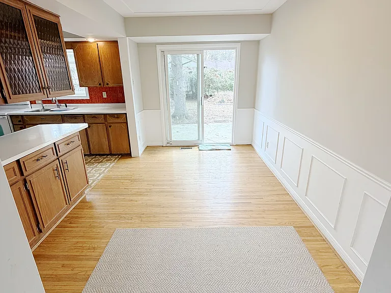 711 Algoma Ave #UPPER LEVEL — Photo 5