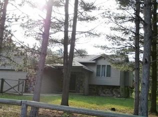 N2639 County Rd E, Redgranite, WI 54970