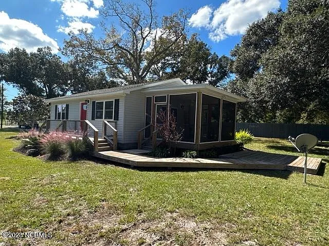 1520 Hickman Rd NW — Photo 10