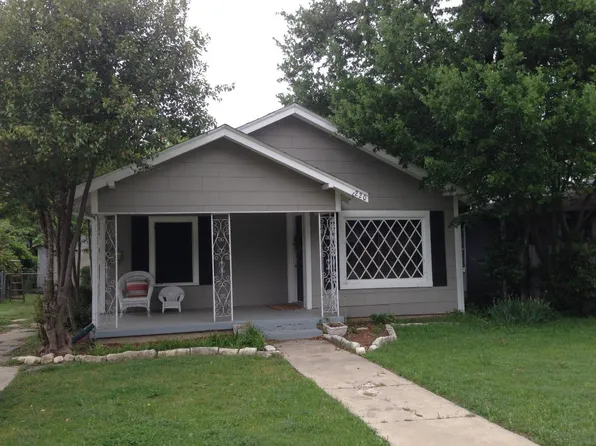 3220 Merida Ave, Fort Worth, TX 76109