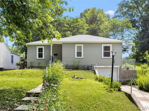 226 Adams St, Edwardsville, IL 62025