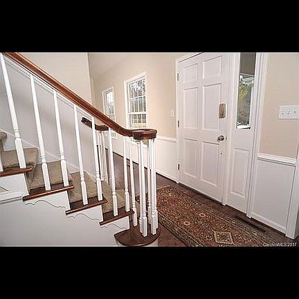 3rd image of 110 Lois Ln