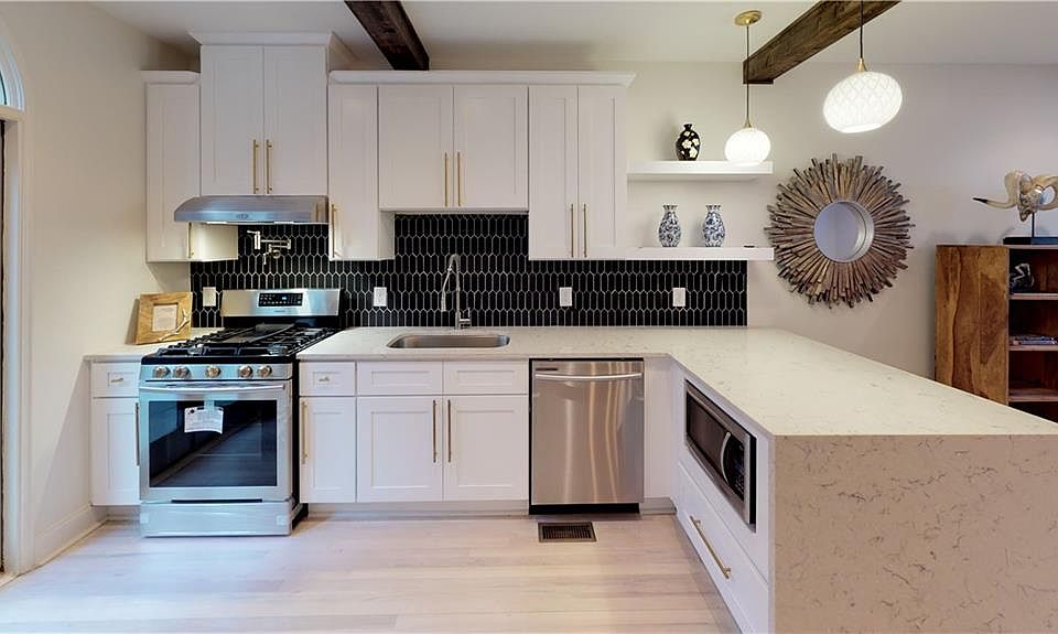 1st image of 796 Piedmont Ave NE #B
