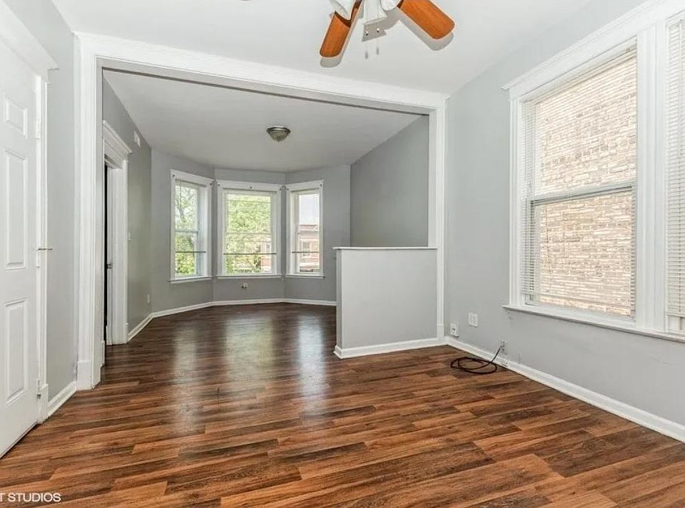 1st image of 1409 E 72nd St #2