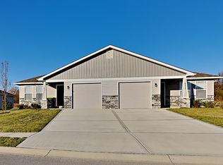 8113 SW 3rd St, Blue Springs, MO 64014