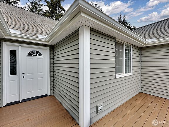 2nd image of 10953 Lobelia Avenue NW