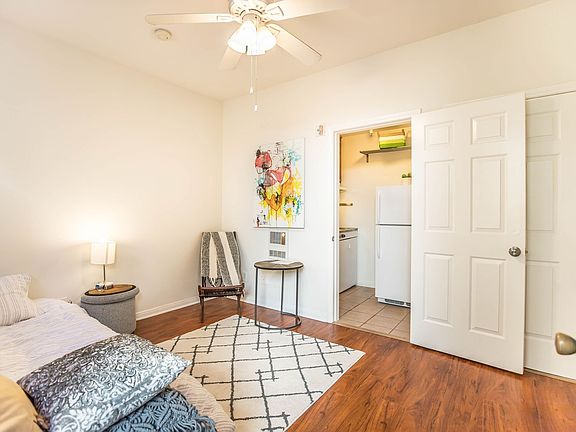3rd image of 1117 3rd St APT 4