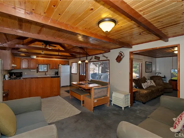 33874 Green Valley Lake Rd, Green Valley Lake, CA 92341