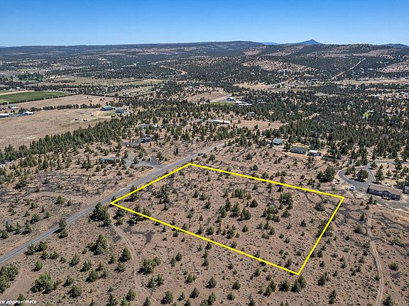 2nd image of SE Beretta Way Lot 2600