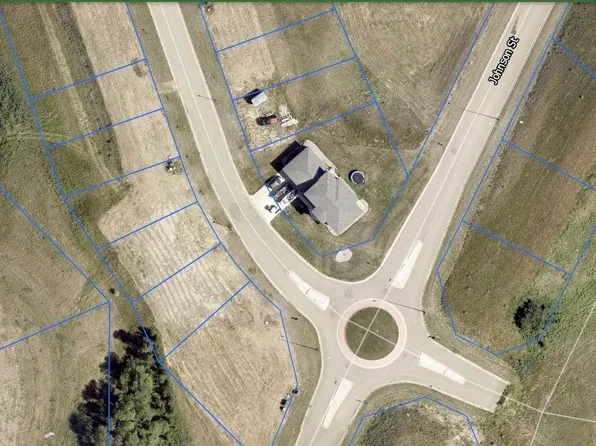 2108 Heights Ave, Burlington, ND 58722