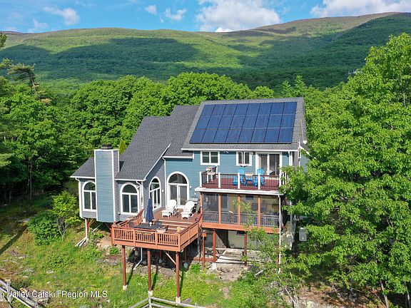 2nd image of 828 West Saugerties Woodstock Road