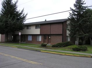 3003 Dover St APT 3, Longview, WA 98632