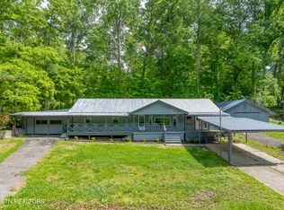 1037 Foust Carney Rd, Powell, TN 37849