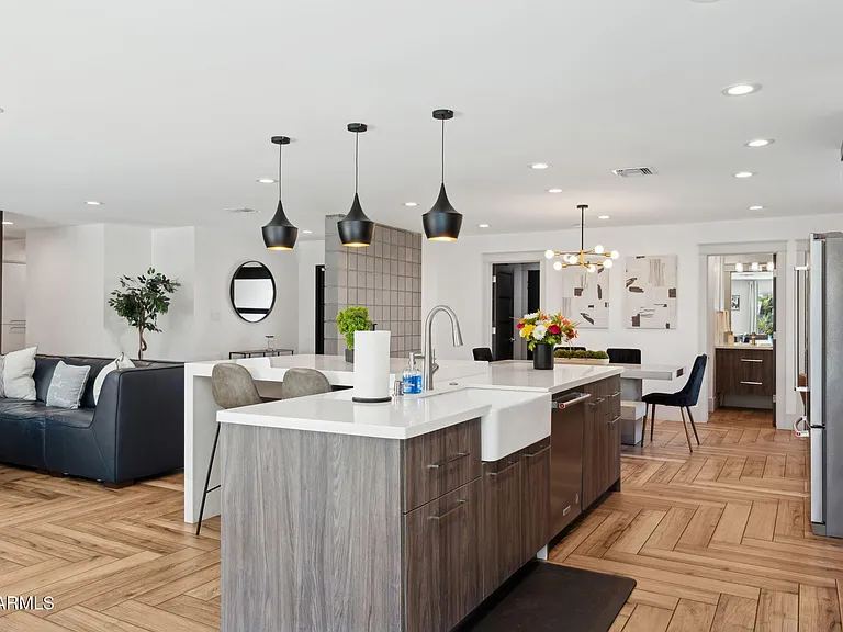 5301 E Tierra Buena Ln — Photo 14