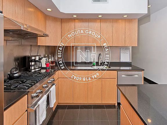 2nd image of 354 Broome St APT 3D
