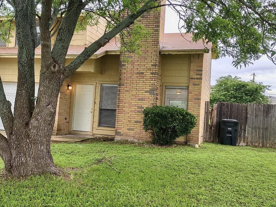 1st image of 1234 Royal Crest Dr