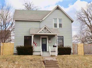 1619 Fillmore St, Davenport, IA 52804