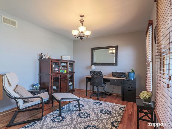 3rd image of 24023 W Heather Ct