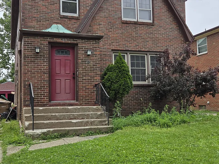34 Concord Dr #2 — Photo 2
