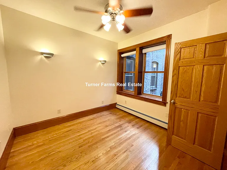 97 Myrtle St #1R — Photo 8