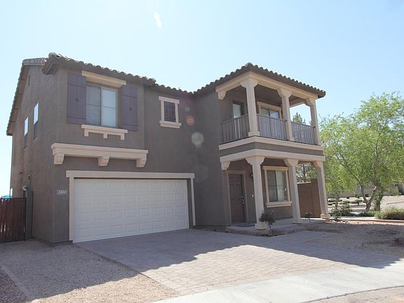 Spacious 2-stories with 2-car garage