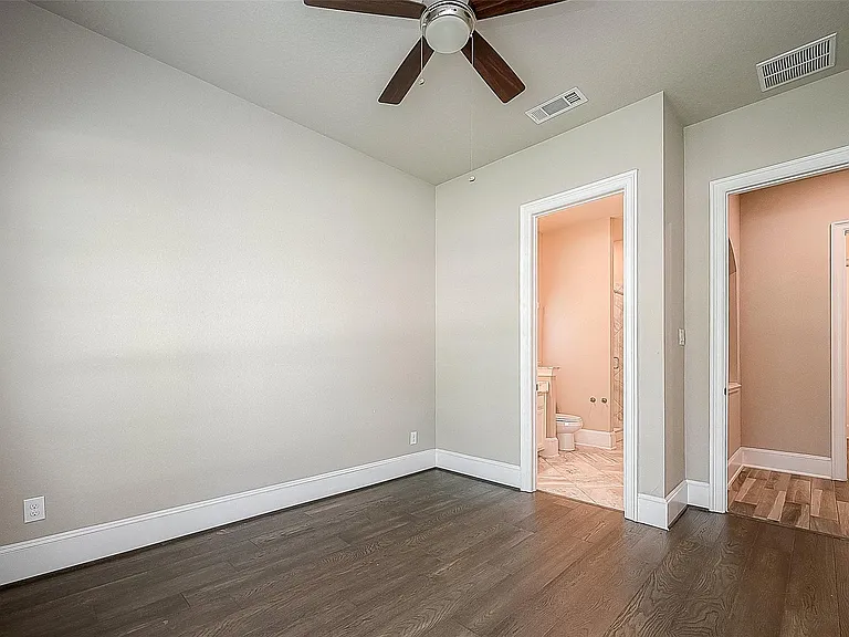 115 N Winter Sunrise Cir — Photo 34