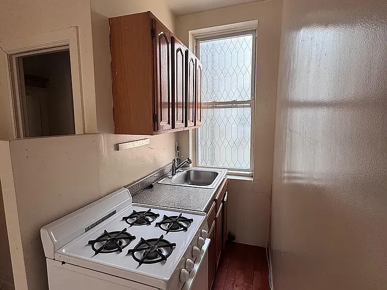 879 Saint Johns Pl #2C — Photo 5