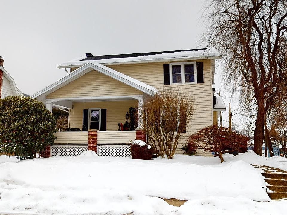 1st image of 324 Lowe St
