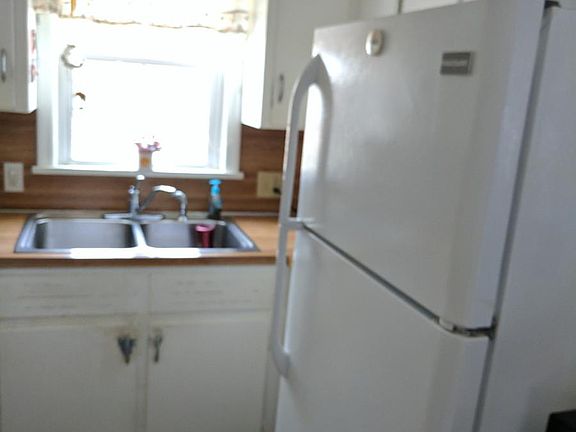 4th image of 2625 21st St