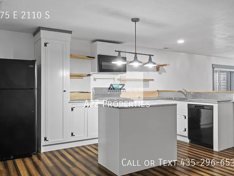 475 E 2110 S — Photo 24