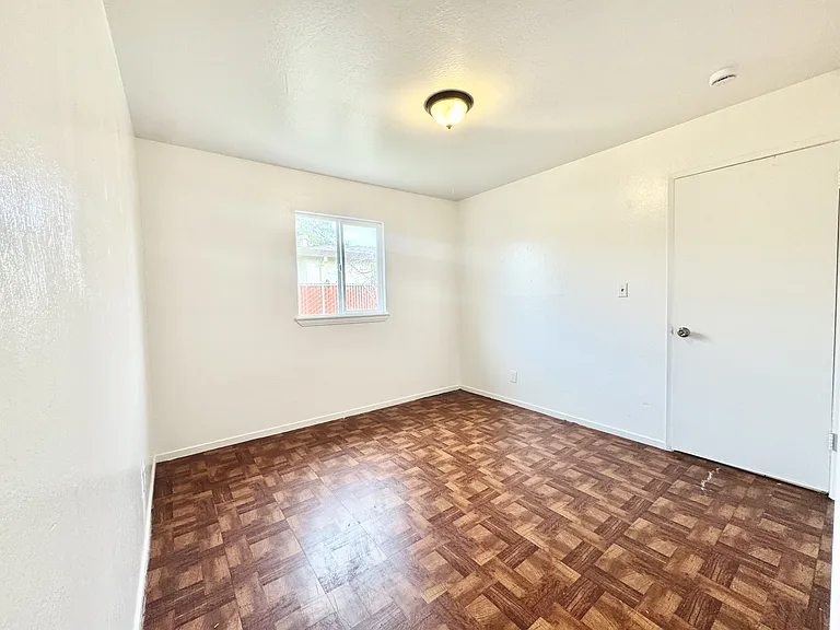 277 Cherry Way — Photo 10