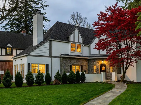 118 Soundview Avenue, White Plains, NY 10606