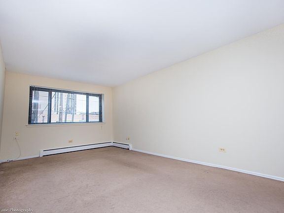 3rd image of 525.5 W Deming Pl #506