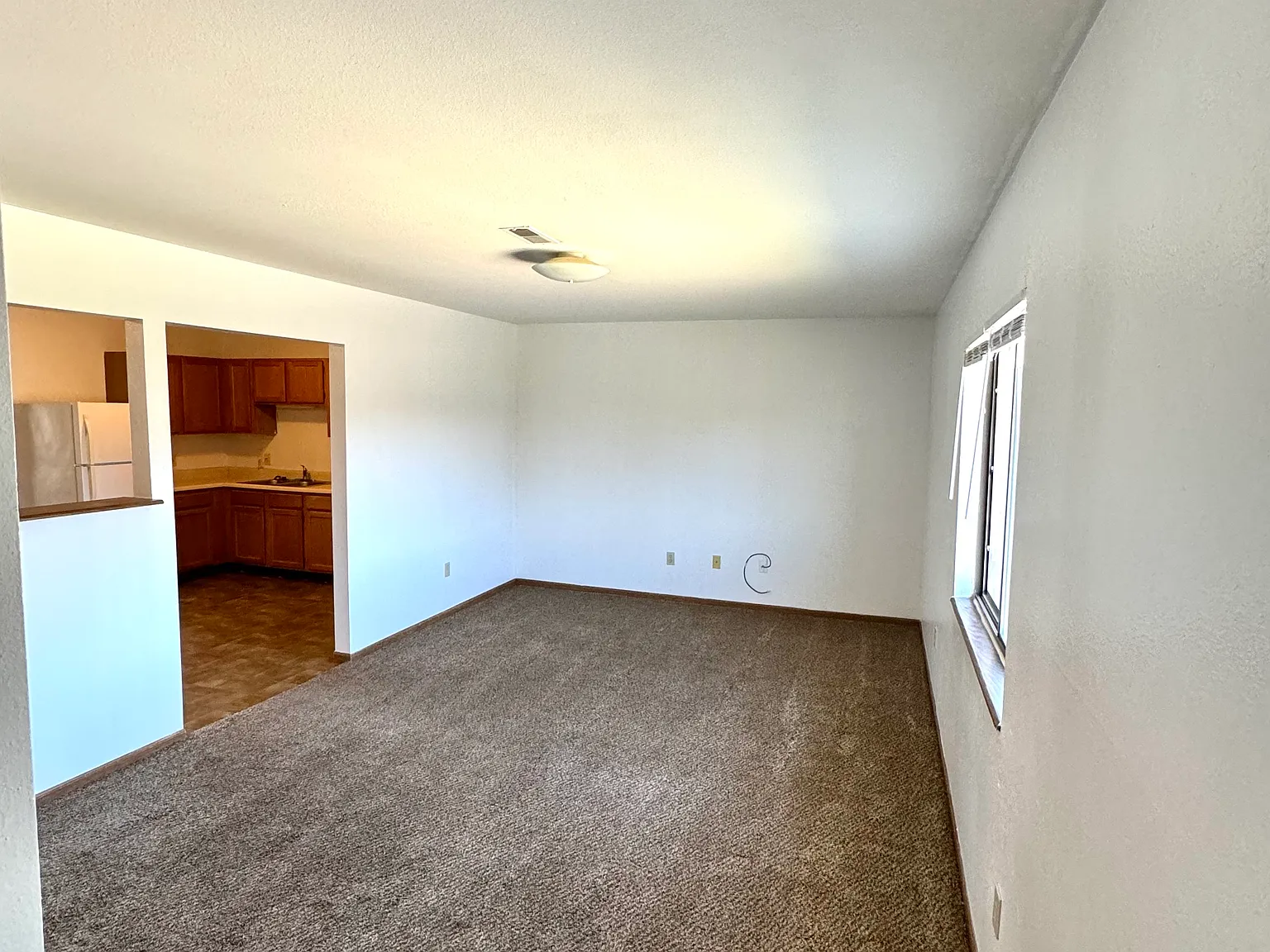 Westvale — Photo 1