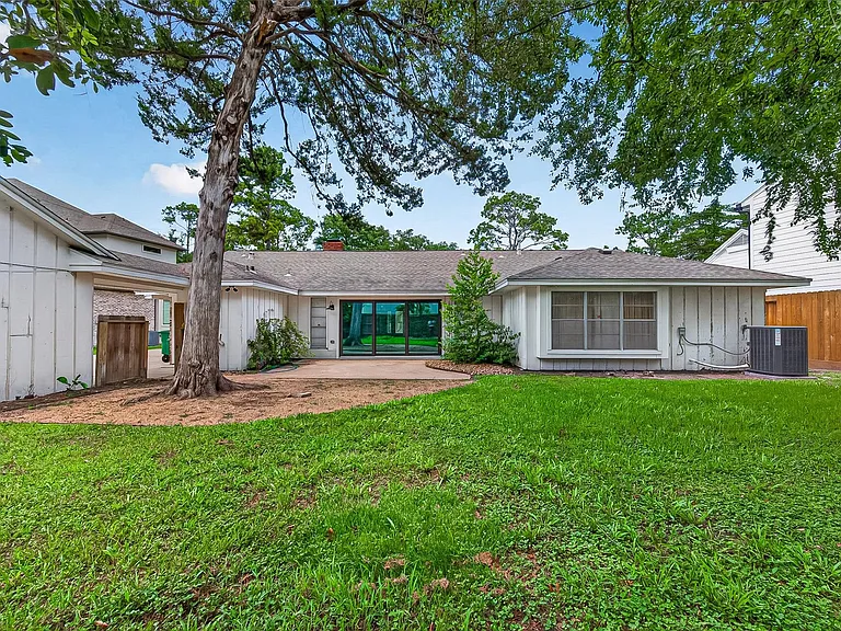 12411 Pinerock Ln — Photo 45