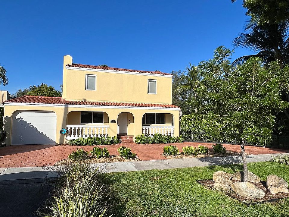 1st image of 30 S Royal Poinciana Blvd