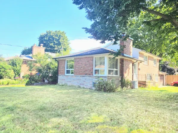 2 Davis Downs Pl, Toronto, ON M1E 3L4