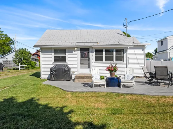 4 Richmond Street, York, ME 03909