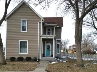 119 W Elm St, Hardin, MO 64035