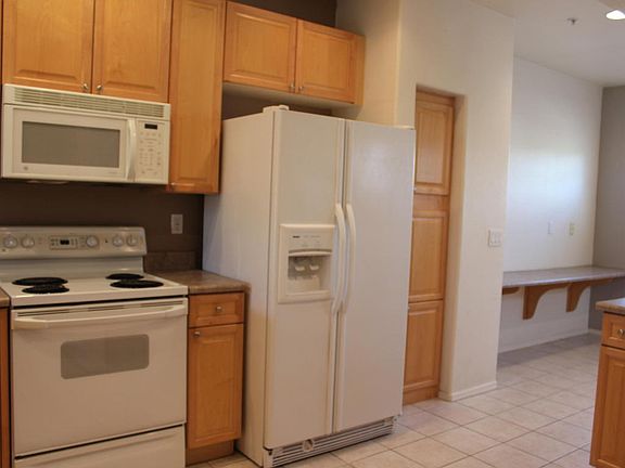 5th image of 4200 N 82nd St Unit 2019