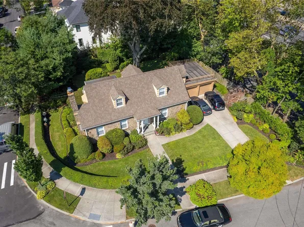 611 Parsons Boulevard, Malba, NY 11357