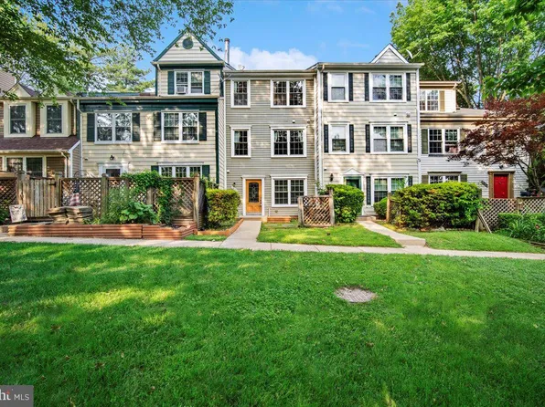 13637 Winterspoon Ln #18, Germantown, MD 20874