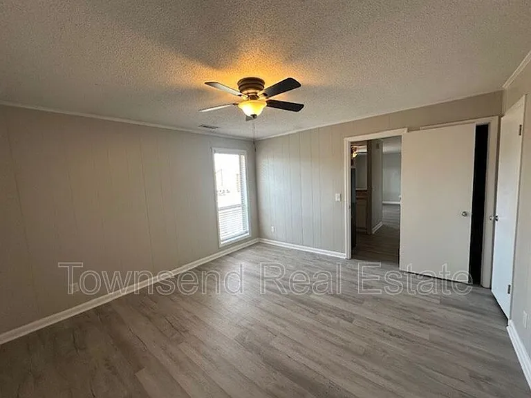 5850 E Century Oaks Dr — Photo 6
