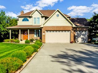 13355 S Forest Ln, Lockport, IL 60441