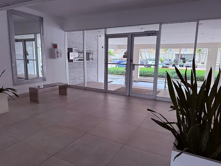 401 Golden Isles Dr #913 — Photo 3